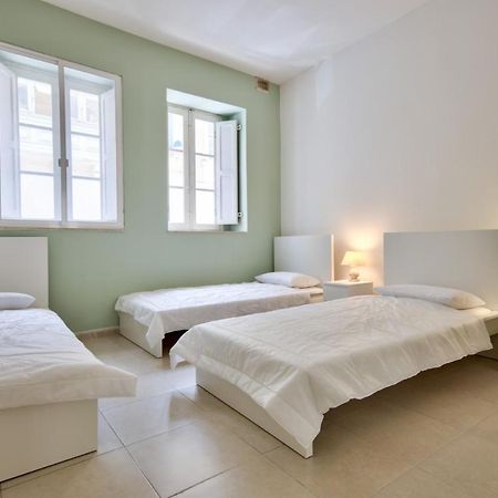 Bright&spacious 3-bedroom Gzira apartment Exterior foto