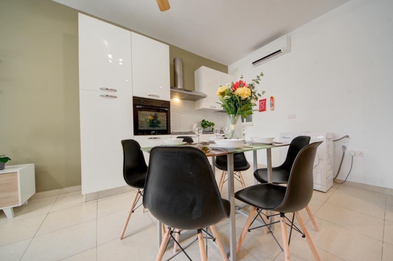 Bright&spacious 3-bedroom Gzira apartment Exterior foto