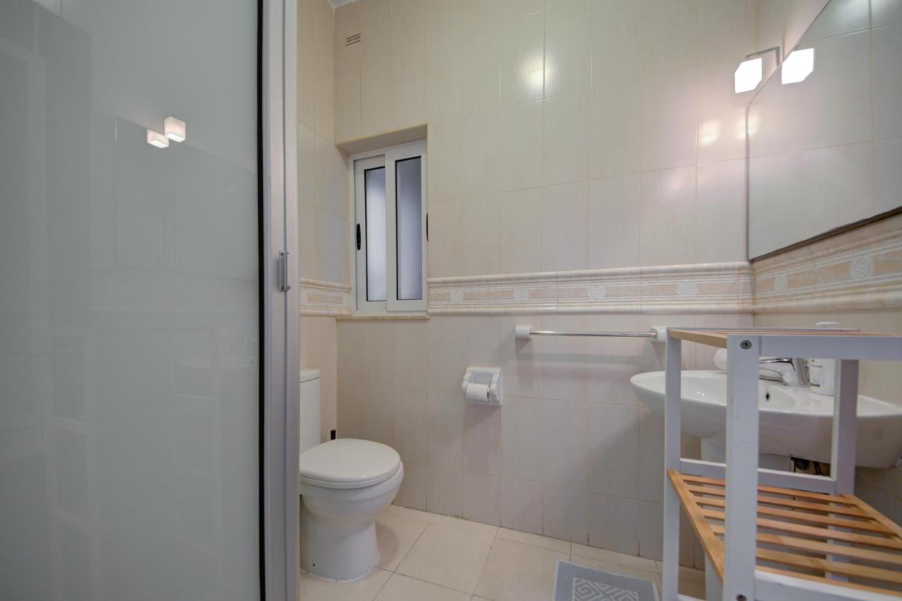 Bright&spacious 3-bedroom Gzira apartment Exterior foto
