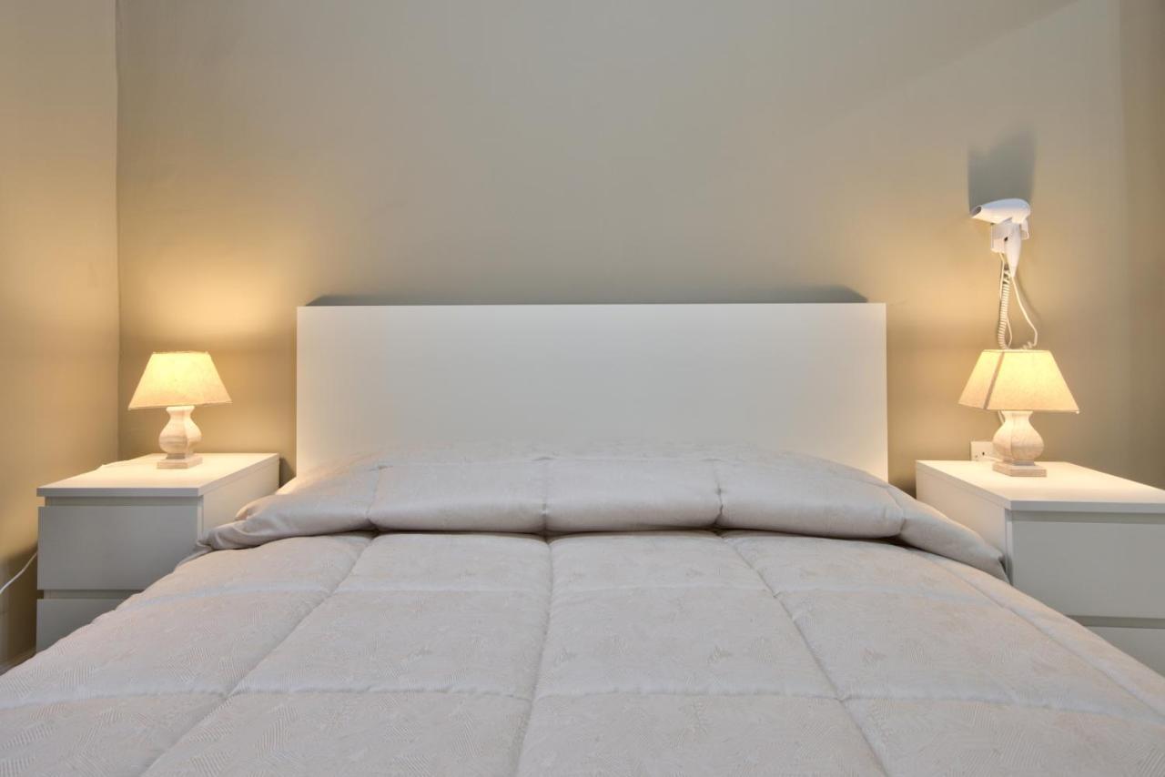 Bright&spacious 3-bedroom Gzira apartment Exterior foto