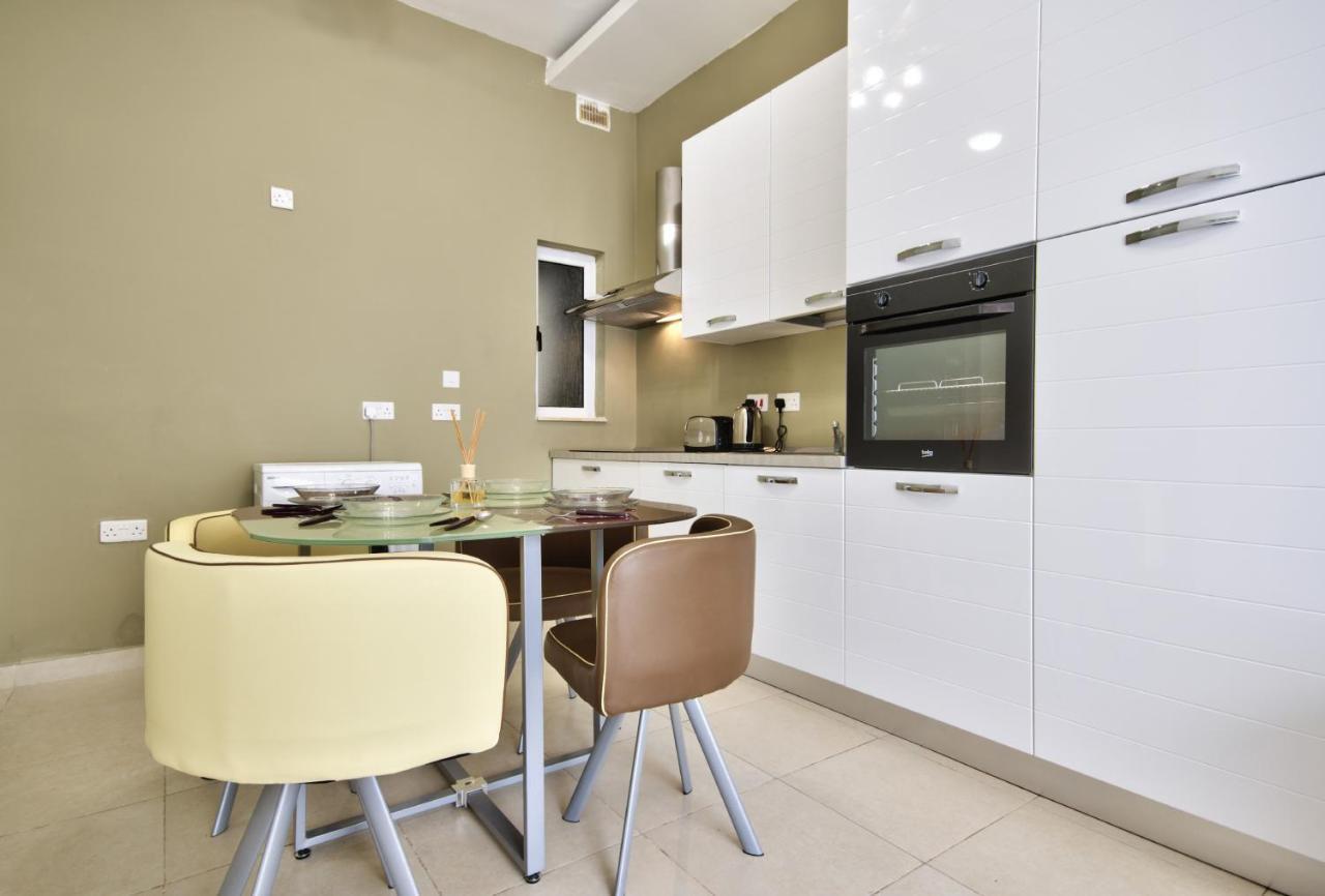 Bright&spacious 3-bedroom Gzira apartment Exterior foto