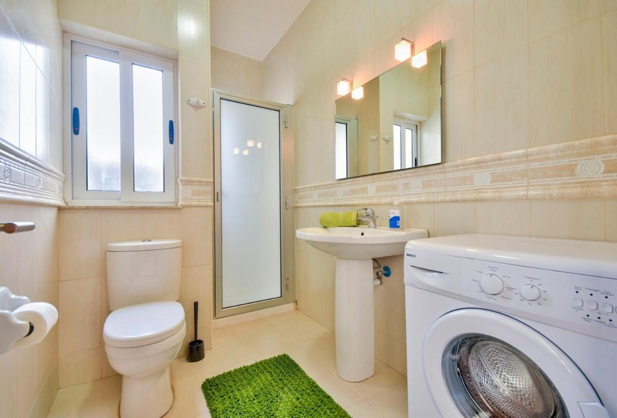 Bright&spacious 3-bedroom Gzira apartment Quarto foto